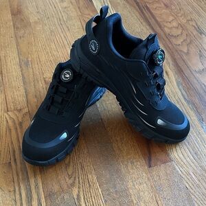 Black Men's Steel Toe Sneakers